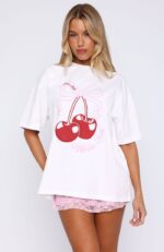 Fell So Hard White Fox Oversized Tee White
